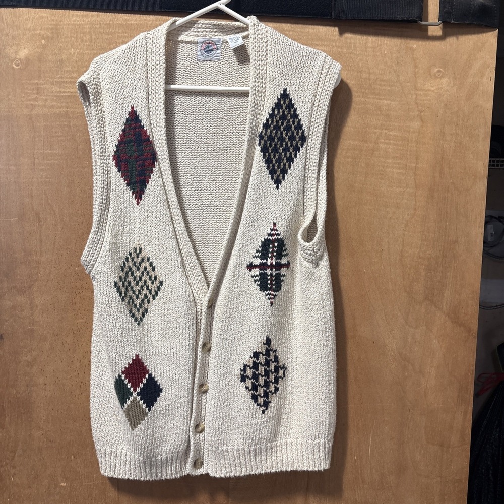 CAPE ISLE KNITTERS Men's Vintage Cream Knit Argyle Button Sweater Vest Sz Large